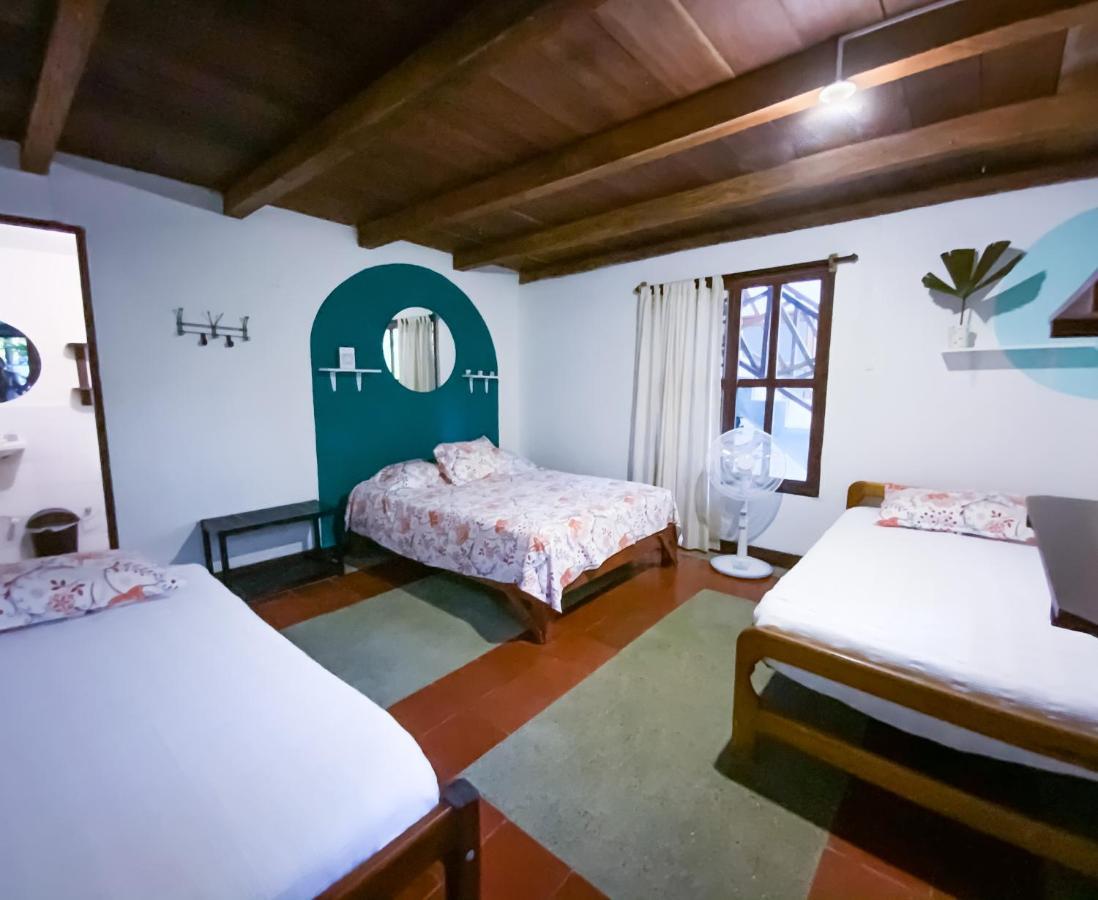 Hotel Los Robles Capurganá Habitación foto