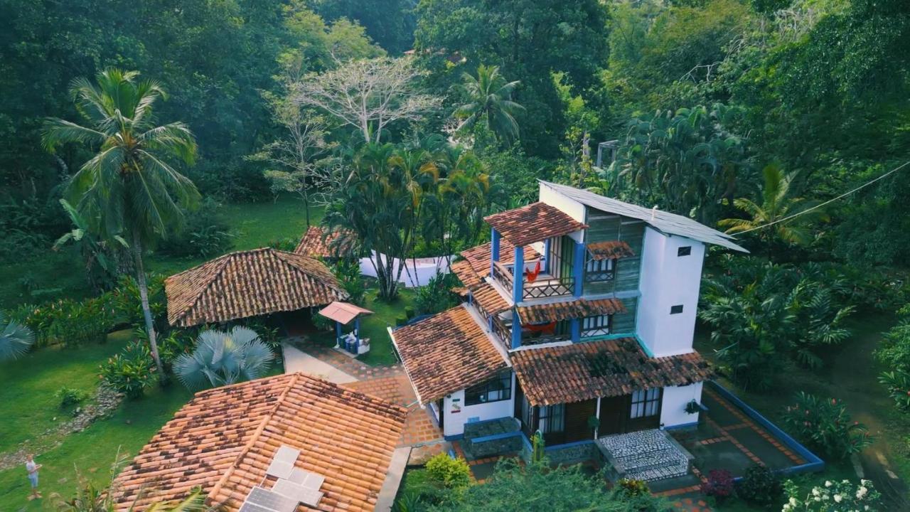 Hotel Los Robles Capurganá Exterior foto