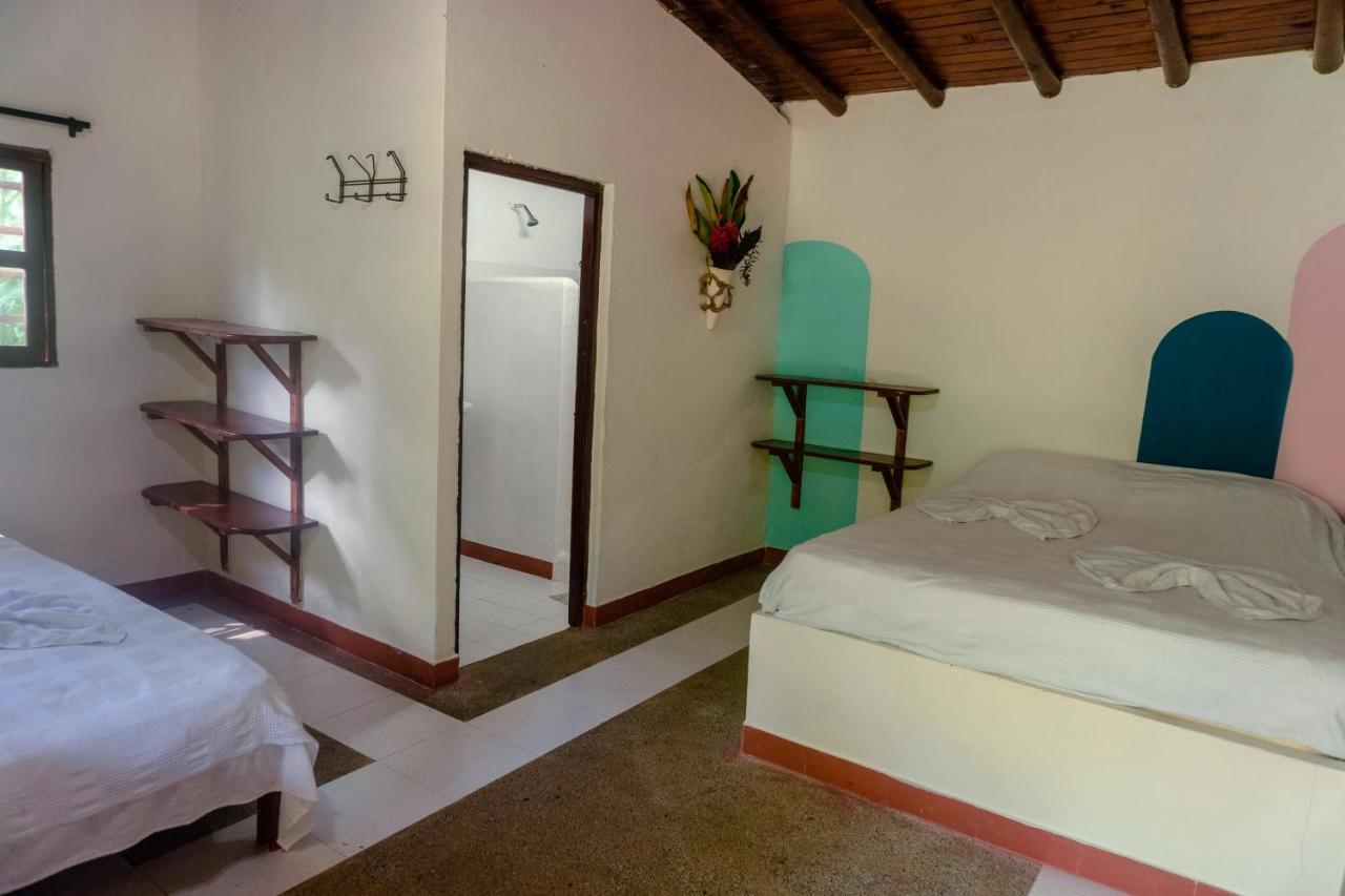 Hotel Los Robles Capurganá Habitación foto